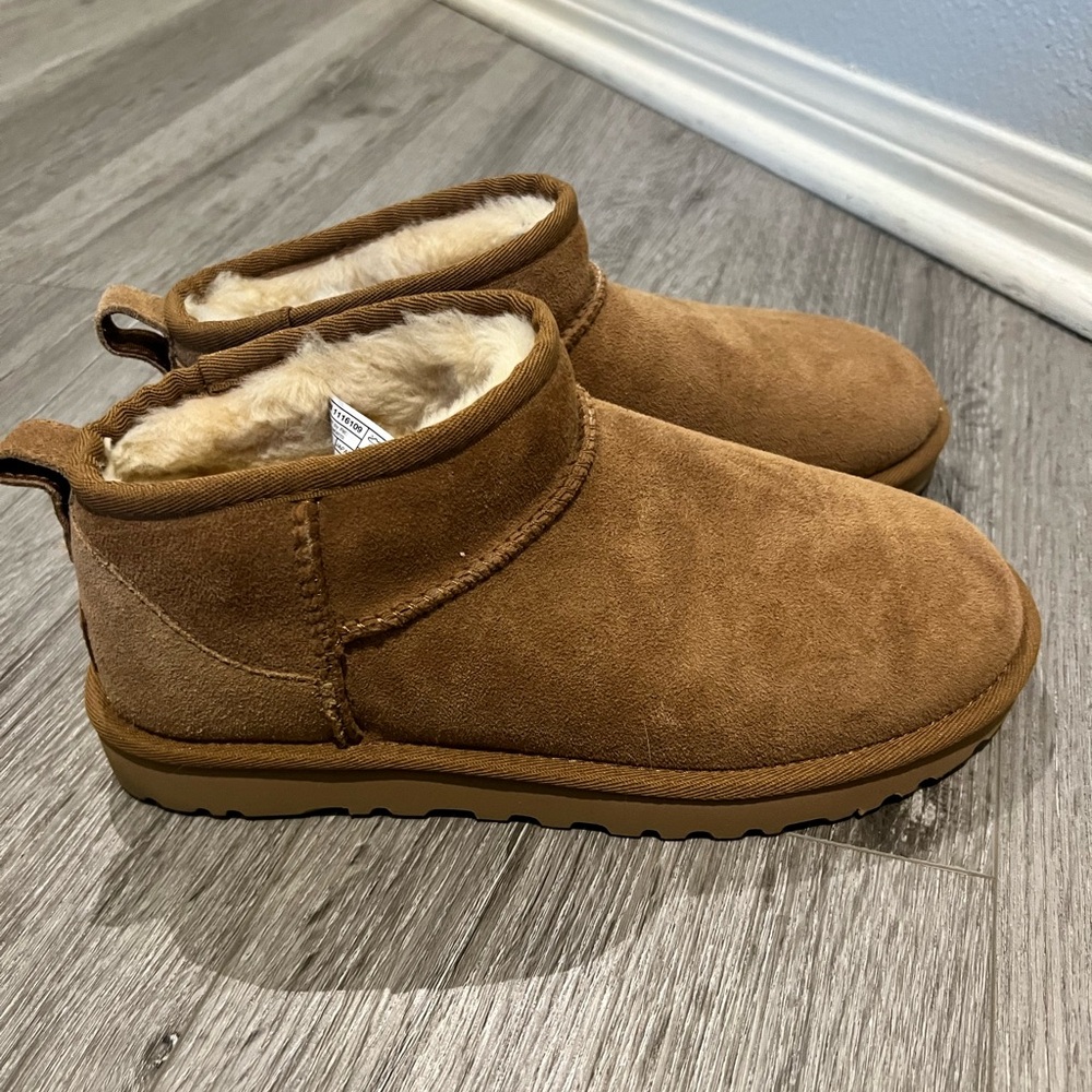 UGG classic ultra mini